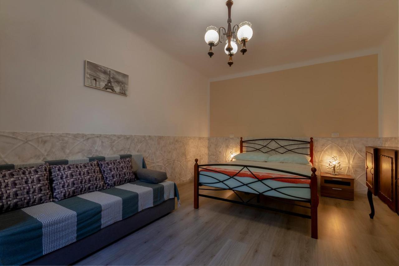 Holiday Stone House Bale Εξωτερικό φωτογραφία